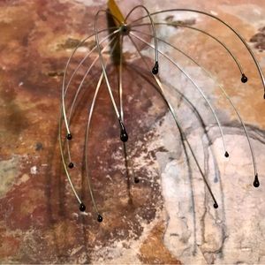 Gold tone Wired Head Massger